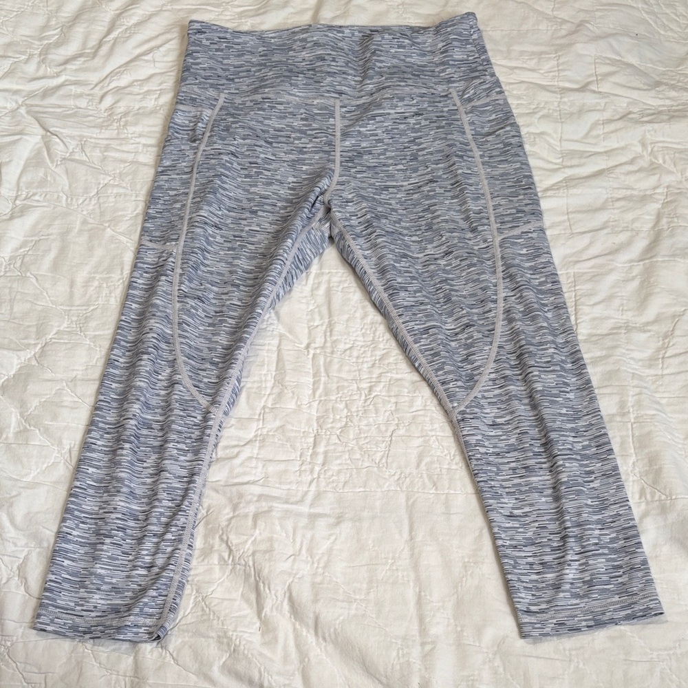 Zyia Women's Heather Gray Leggings‎
